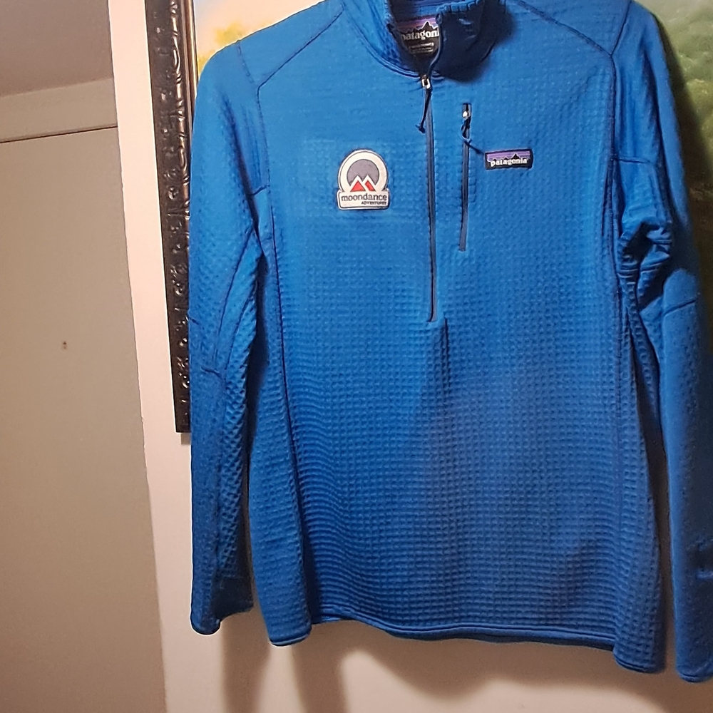 Patagonia Men's Bright Blue Quarter-Zip Waffle Knit Pullover
